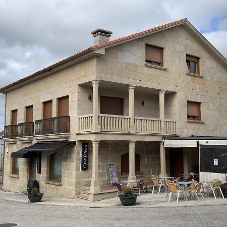 Apartamento A Casa Da Feira Pontevedra Exterior foto